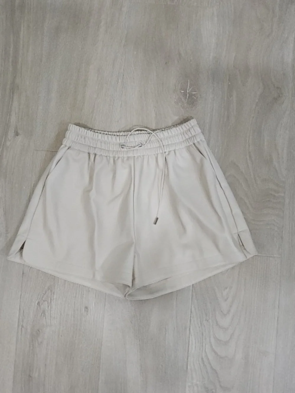 The Frankie Shop Cream Drawstring Athletic Shorts